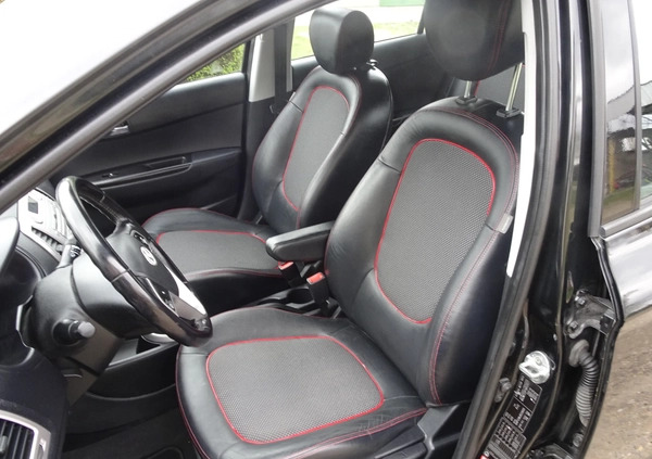 Hyundai i20 cena 13700 przebieg: 184500, rok produkcji 2009 z Zabłudów małe 121